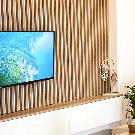 Myrae Living Apartment